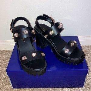 Madden girl, storrm, 7.5